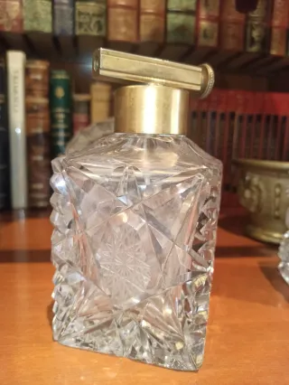Antiguos frascos perfume cristal facetado