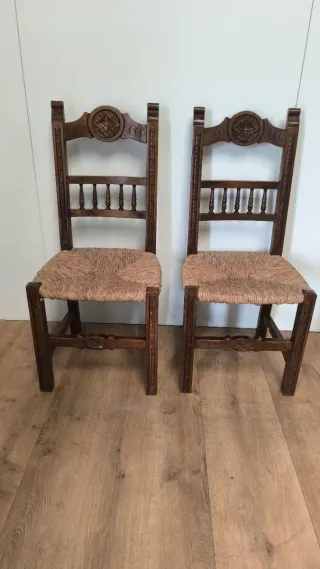 SILLAS DE MADERA Y ENEA RUSTICAS