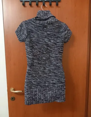 Mini abito/maglione maniche corte