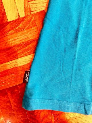 Camiseta Loreak Mendian flor azul