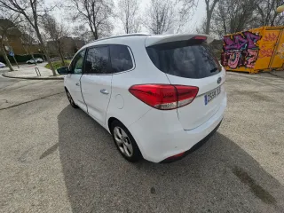 KIA Carens 2016