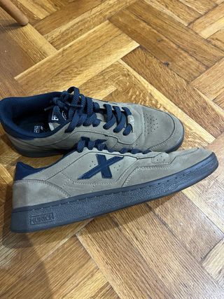 Zapatillas Munich Talla 42 Nuevas