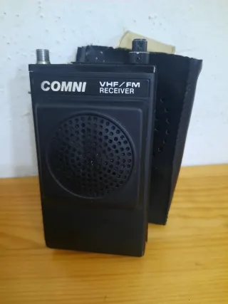 Receptor Portátil Comni R-1024 VHF/FM