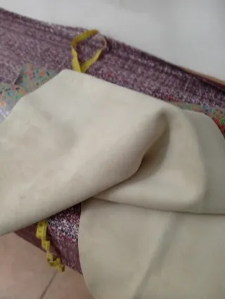 Piel vacuno estampada floral