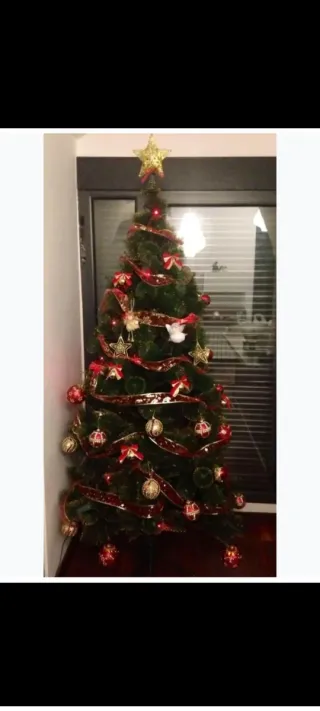 Árbol de Navidad Grande Decorado