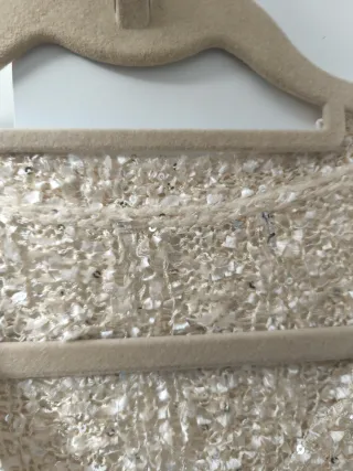 Jersey cuello en pico lentejuelas