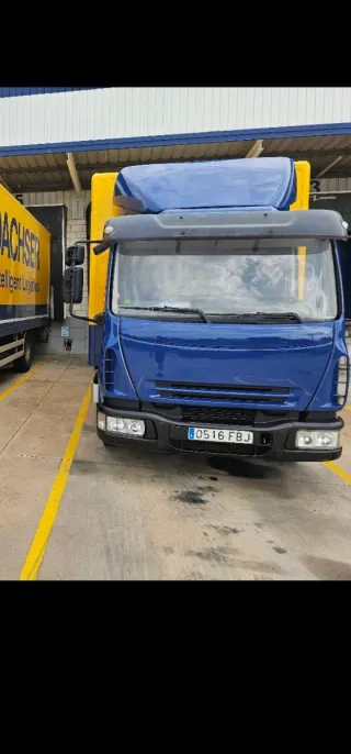 Camión Paquetero Iveco Eurocargo