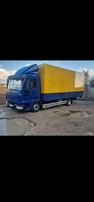 Camión Paquetero Iveco Eurocargo