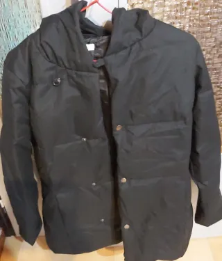 Chaqueta acolchada negra