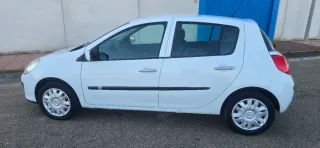 Renault Clio 2010