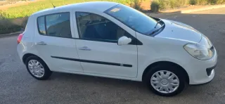 Renault Clio 2010