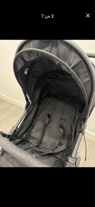 Carrito de bebé negro