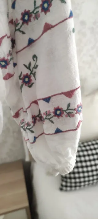 Blusa Springfield bordada mujer