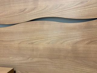 Cabecero y mesillas de madera