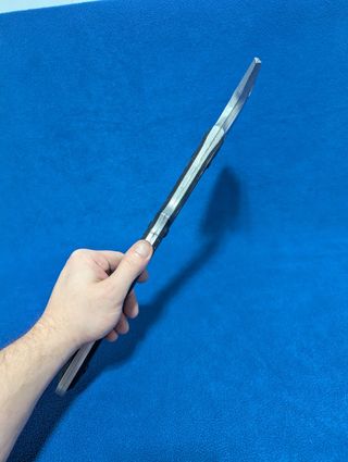 Réplica Hacha Leon S. Kennedy RE