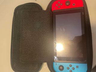 Nintendo Switch Azul y Rojo
