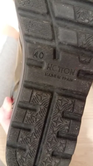 Zapatos negros charol cordones