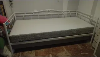 Cama Ramsta Ikea blanca + cama supletoria