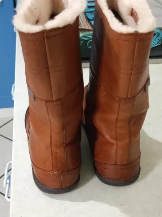 Stivaletti Camper in Pelle con imbottitura Teddy