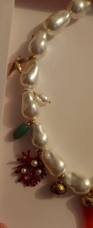 Collar Zara Perlas y Charms