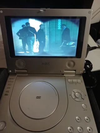 Reproductor DVD Portátil Airis LW 257 nuevo en su