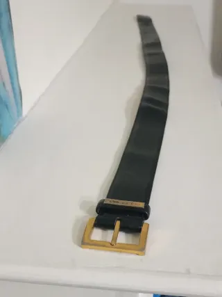 Cintura vintage pelle nera Cerruti fibbia oro