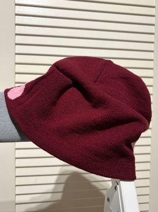 Gorro Mea Culpa Mujer Rosa y Rojo