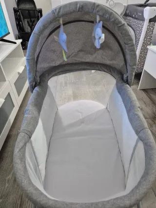 Mini cuna Kinderkraft con mosquitera