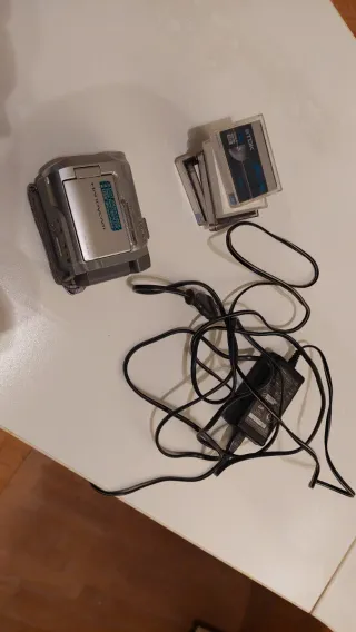 Sony DCR-TRV19E Handycam Videocámara