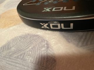 Pala de pádel Nox de Leo Augsburger QUANTUM 12K+