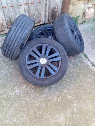 Neumáticos de coche