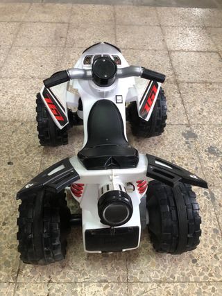 Quad Injusa para niño como nuevo.