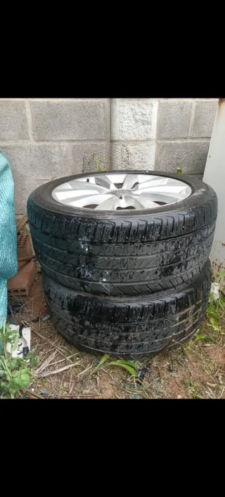 2 Llantas Audi 17" 245/45Z/R17, buen estado. 200€