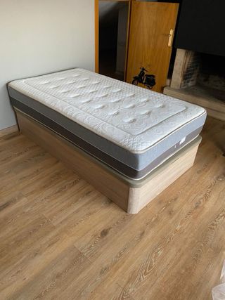 Camas colchones cabezales sofas armarios bases