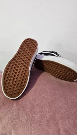 Zapatillas Vans niño negras y blancas