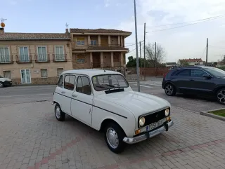 Renault r4 1985