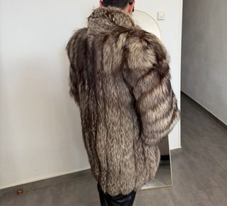 Abrigo Zorro Plateado Edición Limitada