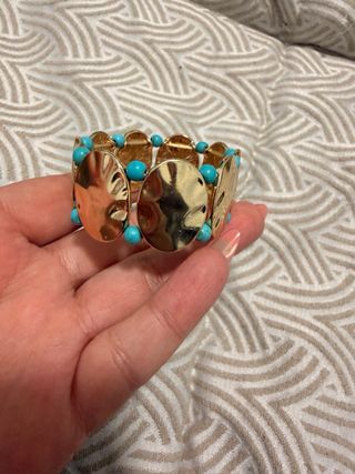 Pulsera Parfois dorada con turquesa