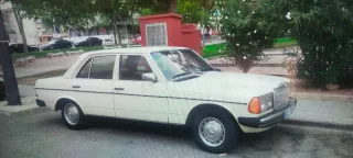 Mercedes-Benz Clase E 1976