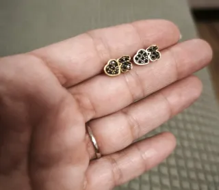 Pendientes Tous Corazón y Oso Negro Dorado