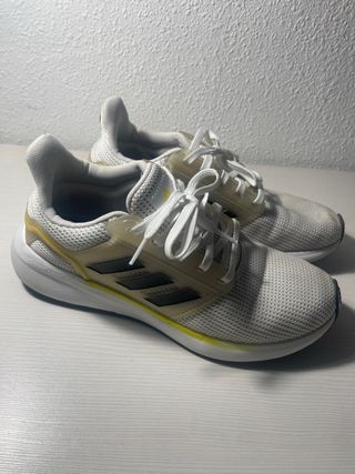 Adidas Tenis Blancos y Amarillos