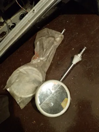 Retrovisor para coche clasico o motocicleta