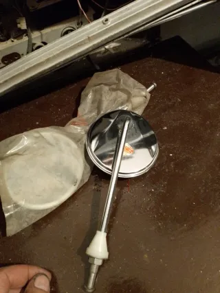 Retrovisor para coche clasico o motocicleta