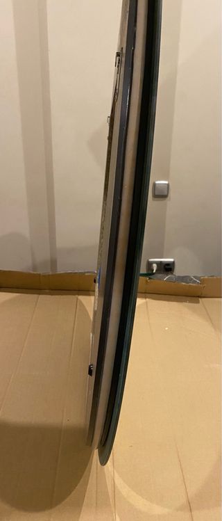 Espejo Redondo KYRVA con Luz LED