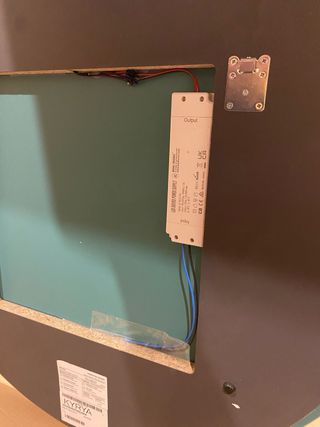 Espejo Redondo KYRVA con Luz LED