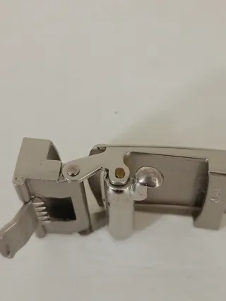 Fibbia Hugo Boss Argento