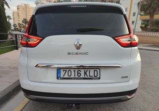 Renault Grand Scenic Hibrido