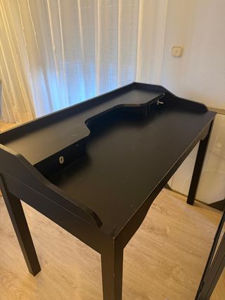 canape + colchón + escritorio + baldas