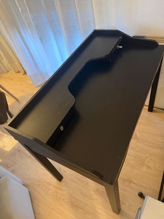 canape + colchón + escritorio + baldas