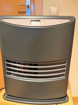 Calefactor estufa Parafina 120 metros cuadrados.